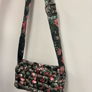Elegant Floral Crossbody Bag